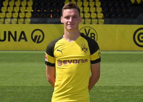 Sergio Gomez; Borussia Dortmund; 1.BL, Porträttermin 2018 2019