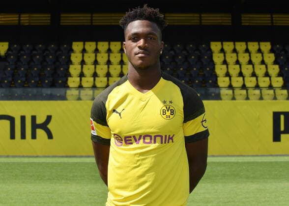 Dan Axel Zagadou; Borussia Dortmund; 1.BL, Porträttermin 2018 2019
