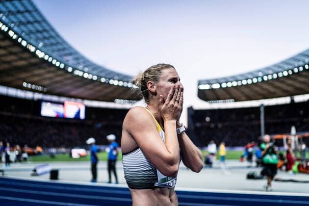 Berlin, Deutschland, 10.08.2018: Europameisterin Carolin Schäfer Schaefer (Deutschland) beim 800m Lauf im Siebenkampf der Frauen bei der Leichtathletik Europameisterschaften 2018 im Olympiastadion.