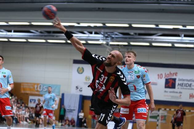 Fuechse Berlin - HC Vardar Skopje, Handball, Internationaler Heide-Cup 2018, 11.08.18 Timur Dibirow (Nr.31, HC Vardar Skopje)