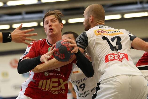 Jan Forstbauer (Nr.23, Handball Verein Hamburg) gegen Maximilian Janke (Nr.13, SC DHfK Leipzig) Schneverdingen Deutschland Copyright: xAgentur54Gradx xSpeedphotosx