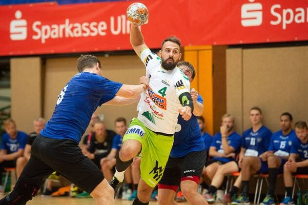 8 Jonas Tidemand (Ribe-Esbjerg HH), 4 Tim Keule (Frisch Auf Goeppingen), Ribe-Esbjerg HH vs. HBC Nantes, Sparkassencup 2018, Handball, Herren, Handboldligaen, Ligue Nationale de Handball, 11.08.2018, GER, Sparkassen-Cup 2018, Ehingen, Handball, 11.08.2018 Ehingen Copyright: xEIBNER Michael_Schmidtx EP_MST