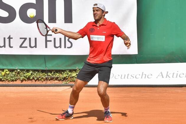 12.08.2018, GER, Allpresan Rochusclub BL-Team vs. Badwerk Gladbacher HTC 12.08.2018, GER, Allpresan Rochusclub BL-Team vs. Badwerk Gladbacher HTC, im Bild: Martin, Andrej SVK beim Vorhandschlag