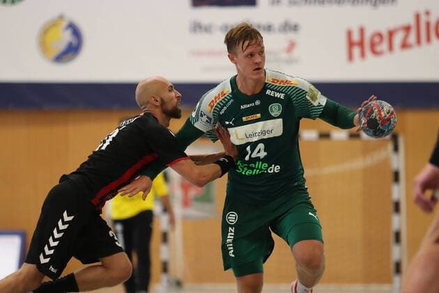 HC Varder Skopje vs. SC DHfK Leipzig, Handball, Internationaler Heide-Cup 2018, 12.08.18 Niclas Pieczkowski (Nr.14, SC DHfK Leipzig) gegen Timur Dibirow (Nr.31, HC Vardar Skopje)