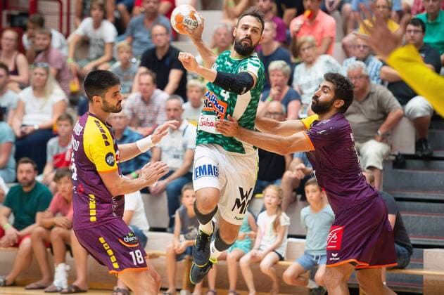 4 Tim Keule (Frisch Auf Göppingen), 18 Eduardo Gurbindo (HBC Nantes), 19 David Balaguer (HBC Nantes), HBC Nantes vs. Frisch Auf! Göppingen, Sparkassencup 2018, Handball, Herren, 1.Bundesliga, Ligue Nationale de Handball, 12.08.2018, Sparkassen-Cup Ehingen 2018, 12.08.2018 Ehingen Copyright: xEIBNER Michael_Schmidtx EP_MST