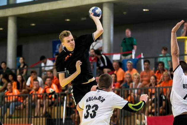 11.08.2018, Josef Welser Sporthalle, Tulln an der Donau, AUT, EHF, M18 Championship 2018, Niederlande vs Bulgarien, im Bild Dennis Vesters (NED) during the EHF M18 Championship 2018 Match between the Netherlands and Bulgaria at the Josef Welser Sporthalle, Tulln on the Danube, Austria on 2018 08 11. Tulln an der Donau