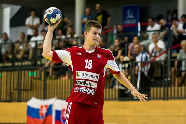 11.08.2018, Josef Welser Sporthalle, Tulln an der Donau, AUT, EHF, M18 Championship 2018, Kosovo vs Slowakei, im Bild Martin Schmiedt (SVK) during the EHF M18 Championship 2018 Match between Kosovo and Slovakia at the Josef Welser Sporthalle, Tulln on the Danube, Austria on 2018 08 11. Tulln an der Donau