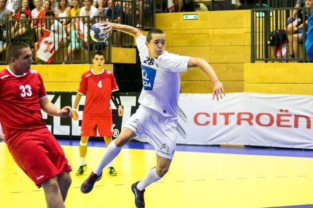 10.08.2018, Josef Welser Sporthalle, Tulln an der Donau, AUT, EHF, M18 Championship 2018, Oesterreich vs Bulgarien, im Bild Andreas Drger (AUT) during the EHF M18 Championship 2018 Match between Austria and Bulgaria at the Josef Welser Sporthalle, Tulln on the Danube, Austria on 2018 08 10. Tulln an der Donau