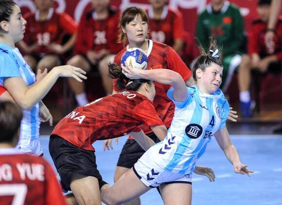 2018.08.12 Kielce Pilka reczna Mlodziezowe Mistrzostwa Swiata w Pilce Recznej Kobiet do lat 18 Argentyna - Chiny N z Bono Carolina Foto Rafal Rusek PressFocus 2018.08.12 Kielce Handball IHF Youth U18 Womens World Championship WM Weltmeisterschaft 2018 Argentina - China Bono Carolina Credit: Rafal Rusek PressFocus NEWSPIX.PL --- Newspix.pl FRANCE OUT!  20180812PF_RR250