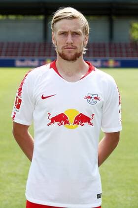 RB Leipzig Fussball Saison 2018-19 Emil Forsberg; RasenBallsport Leipzig , Fussball, 1. Bundesliga, Porträttermin 2018 2019 , Leipzig, 10.08.2018. ,
