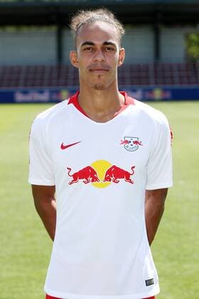 RB Leipzig Fussball Saison 2018-19 Yussuf Poulsen; RasenBallsport Leipzig , Fussball, 1. Bundesliga, Porträttermin 2018 2019 , Leipzig, 10.08.2018. ,