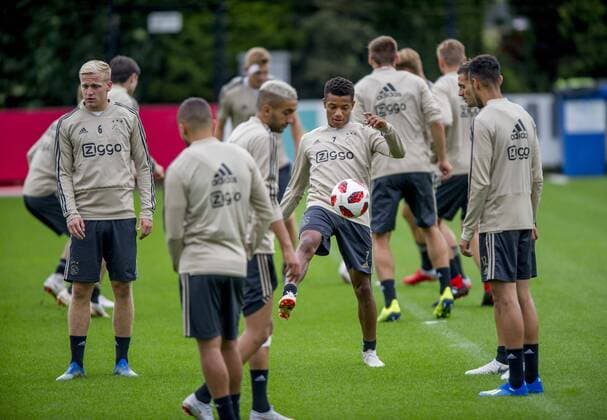 13-08-2018 VOETBAL: PERSCONFERENTIE EN TRAINING AJAX: AMSTERDAM David Neres (Ajax) Foto: SCS Michel Utrecht xVIxVIxImagesx xSoenarxChamidxsportfotografiexIVx 11770575
