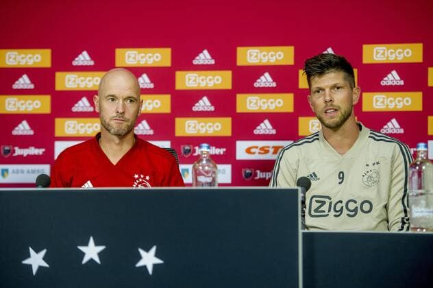 13-08-2018 VOETBAL: PERSCONFERENTIE EN TRAINING AJAX: AMSTERDAM Erik ten Hag, trainer Ajax , Klaas Jan Huntelaar Foto: SCS Michel Utrecht xVIxVIxImagesx xSoenarxChamidxsportfotografiexIVx 11770599