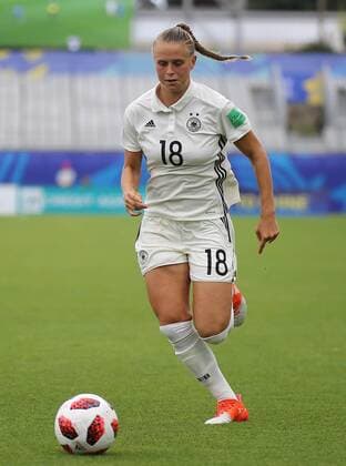 13.08.2018, xcex Frankreich, Vannes, Fussball, Frauenfussball, DFB, FIFA U20 WM der Frauen, U-20 Women s World Cup Deutschland gegen Haiti Klara Buehl (Deutschland), Freisteller