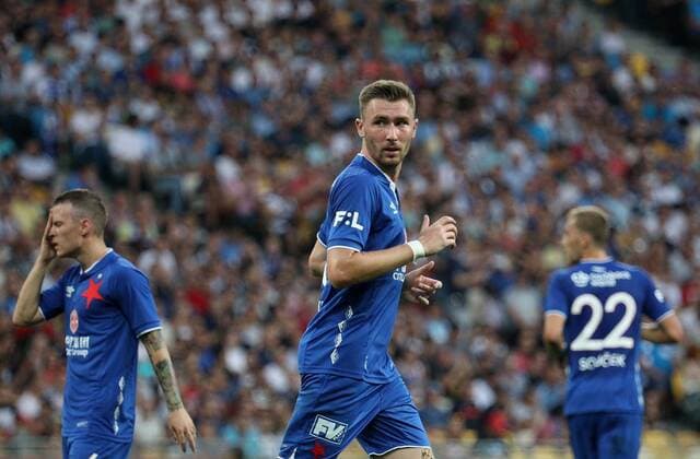 August 14, 2018 - Kiev, Ukraine - Slavia Prague s Jaromir Zmrhal looks at the players during the return match of the third qualifying round of the Champions League between Dynamo Kiev and Slavia Prague at the Olympic Stadium in Kiev. Ukraine, Tuesday, August 14, 2018 Dynamo Kyiv v Slavia Prague - Champions League Qualify  - ZUMAn230 20180814_zaa_n230_204 Copyright: xDanilxShamkinx
