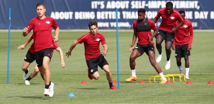 RB Leipzig - Training Euro League Quali Leipzig, 15.08.2018, RBL Trainingszentrum, Fussball, GER, 1.Bundesliga, Qualifikation zur UEFA Europa League , RB LEIPZIG - Training am Vortag des Rückpiels bei Uni Craiova (ROU) , Im Bild v.l.: Willi Orban, Marcello Saracchi, Nordi Mukiele, Dayot Upamecano und Bruma (alle RB Leipzig). ,