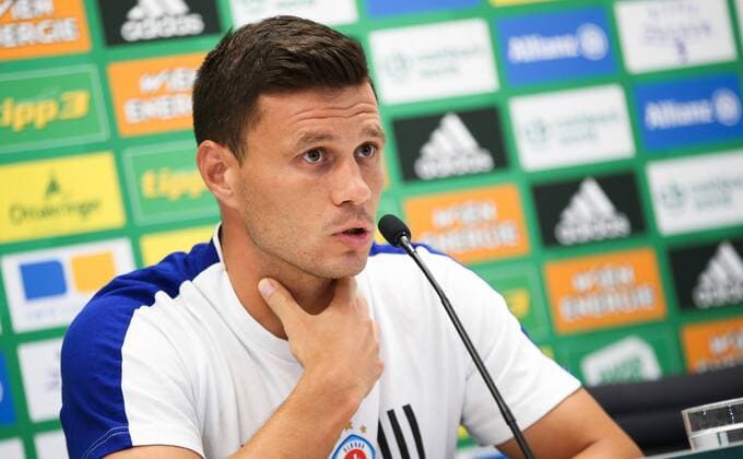 SOCCER - EL, Rapid vs Bratislava VIENNA,AUSTRIA, 15.AUG.18 - SOCCER - UEFA Europa League, SK Rapid Wien vs Slovan Bratislava, preview, press conference PK Pressekonferenz Bratislava. Image shows Vasil Bozhikov (Slovan). Keywords: Wien Energie. GEPAxpictures xPhilippxBrem