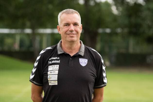 2. Frauen Bundesliga Fußball Saison 2018 2019 Mannschaftsshooting FF USV Jena am 14.8.2018 im Universitätssportzentrum Jena Steffen Beck (Trainer), Portrait USZ Jena