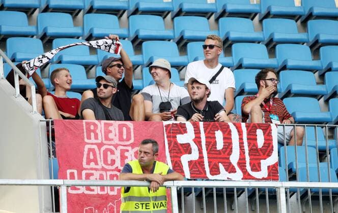Craiova - RB Leipzig Fussball Euro League Quali Craiova, 16.08.2018, Stadionul Ion Oblemenco, Fussball, UEFA EURO EM Europameisterschaft Fussball League , Qualifikation, 3.Runde, Rückspiel, CS Universitatea Craiova vs. RB Leipzig , Im Bild; Fans von RB Leipzig. ,