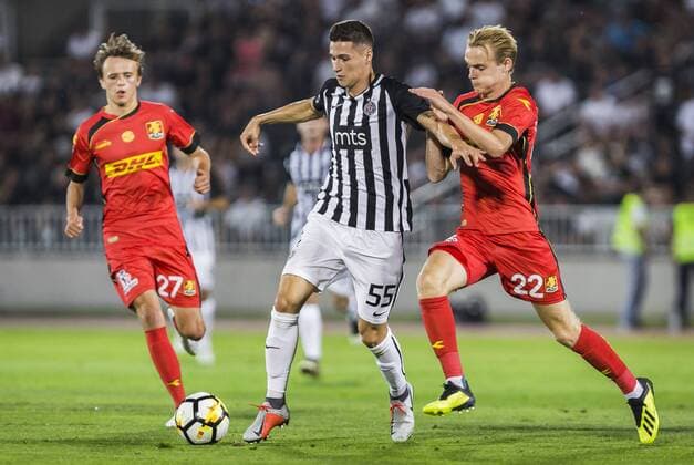 FuÃŸball, EL Quali, Partizan Belgrad - FC Nordsjaelland 16th August 2018, Partizan Stadium, Belgrade, Serbia; Europa League football, third qualifying round 2nd leg, Partizan versus Nordsjaelland; Danilo Pantic of Partizan in action against Jacob Christensen of Nordsjaelland  ActionPlus12055899 NikolaxKrstic