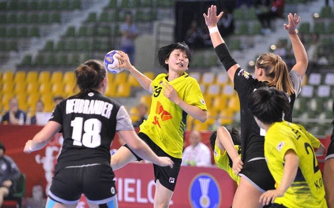 Handball, Damen U18 WM, Deutschland - Südkorea 2018.08.16 Kielce Pilka reczna Mlodziezowe Mistrzostwa Swiata w Pilce Recznej Kobiet do lat 18 Niemcy - Korea N z SON Minkyoung Foto Lukasz Sobala Press Focus NEWSPIX.PL 2018.08.16 Kielce Handball IHF Youth U18 Womens World Germany - Korea SON Minkyoung Credit: Lukasz Sobala Press Focus --- Newspix.pl  20180816PF_LS298