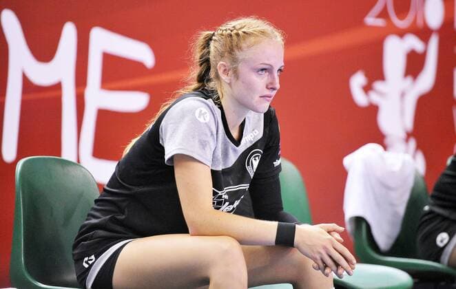 Handball, Damen U18 WM, Deutschland - Südkorea 2018.08.16 Kielce Pilka reczna Mlodziezowe Mistrzostwa Swiata w Pilce Recznej Kobiet do lat 18 Niemcy - Korea N z smutek po meczu Niemcy Foto Lukasz Sobala Press Focus NEWSPIX.PL 2018.08.16 Kielce Handball IHF Youth U18 Womens World Germany - Korea smutek po meczu Niemcy Credit: Lukasz Sobala Press Focus --- Newspix.pl  20180816PF_LS400