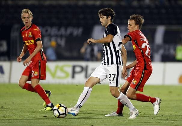 (180817) -- BELGRADE , Aug. 17, 2018 -- Partizan s Nebojsa Kosovic (C) vies with Nordsjaelland s Mikkel Damsgaard (R) during UEFA Europa League third qualifying round, 2nd leg football match between Partizan and Nordsjaelland in Belgrade, Serbia on Aug. 16, 2018. Partizan won 3-2. ) (SP)SERBIA-BELGRADE-FOOTBALL-UEFA-EUROPA LEAGUE-QUALIFICATIONS PredragxMilosavljevic 