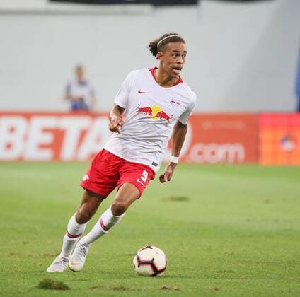 Craiova - RB Leipzig Fussball Euro League Quali Craiova, 16.08.2018, Stadionul Ion Oblemenco, Fussball, UEFA EURO EM Europameisterschaft Fussball League , Qualifikation, 3.Runde, Rückspiel, CS Universitatea Craiova vs. RB Leipzig 1:1 (0:1) , Im Bild; Yussuf Poulsen (9, RB Leipzig). ,