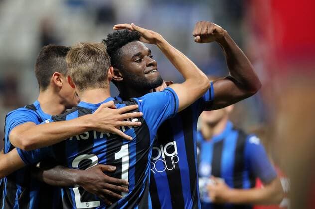 Duvan Esteban Zapata Banguero (Atalanta) celebrates after scoring his team s first goal during the Uefa Europa League Qualifying Round match between Atalanta 2-0 Hapoel haifa at Mapei Stadium on August 16, 2018 at Reggio Emilia, Italy. Noxthirdxpartyxsales  (83912564)
