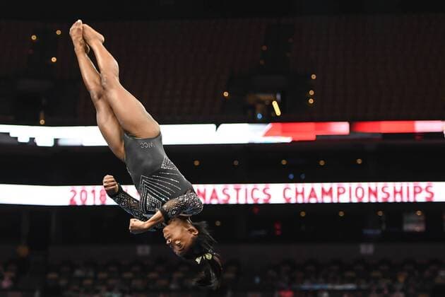 Sport Themen der Woche KW33 Sport Bilder des Tages August 17, 2018 - Boston, Massachussetts, U.S - SIMONE BILES competes on the floor exercise during the first round of competition at TD Garden in Boston, Massachusetts. 2018 U.S. Gymnastics Championships - ZUMAs146 20180817_zap_s146_040 Copyright: xAmyxSandersonx
