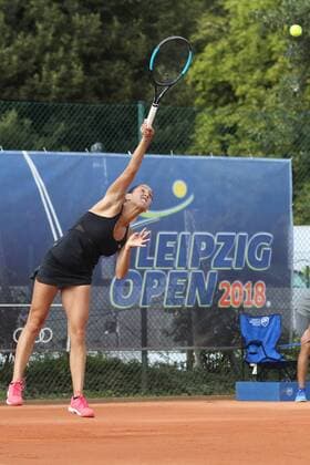 ITF-Tennis, Leipzig Open 2018, Finale Doppel Petra KREJSOVA (CZ) Jesika MALECKOVA (CZ) vs. Cristina DINU (ROU im Bild) Gana POZNIKHIRENKO (UKR), Finale Doppel Final Doubles des ITF Tennisturniers Leipzig Open 2018 am 18.08.2018 beim Leipziger Tennisclub LTC, Nordanlage.