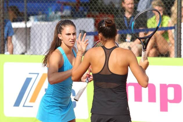 ITF-Tennis, Leipzig Open 2018, Finale Doppel Petra KREJSOVA (CZ) Jesika MALECKOVA (CZ) vs. Cristina DINU (ROU im Bild rechts) Gana POZNIKHIRENKO (UKR im Bild links), Finale Doppel Final Doubles des ITF Tennisturniers Leipzig Open 2018 am 18.08.2018 beim Leipziger Tennisclub LTC, Nordanlage.