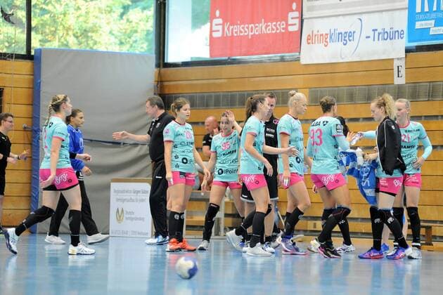 Time Out TusSies TusSies Metzingen, Handball, Ligaspiel, Vorbereitung, Turnier, 18.08.2018, Foto:TBaur Eibner TusSies Metzingen vs. Debreceni Vasutas Club Metzingen Copyright: xEIBNER TobiasxBaurx EP_TBR