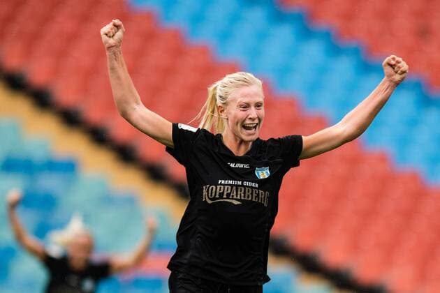 180819 Göteborgs Rebecka Blomqvist jublar efter att hon gjort 2-0-malet under fotbollsmatchen i Damallsvenskan mellan Kopparbergs Göteborg och Djurgarden den 19 augusti 2018 i Göteborg. Copyright: MATHIASxBERGELD BB180819MB047