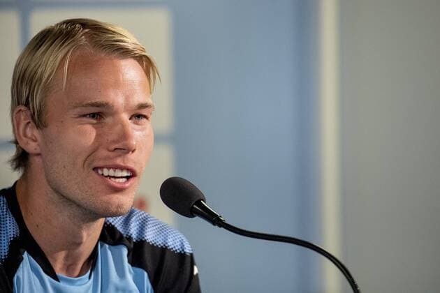 180822 Oscar Lewicki of Malmö FF during a practice and press conference PK Pressekonferenz ahead of the UEFA Europa League qualifying match between Malmö FF and Midtjylland on August 22, 2018 in Malmö. Photo: Ludvig Thunman BILDBYRN kod LT 35524 Copyright: LUDVIGxTHUNMAN BB180822LT005