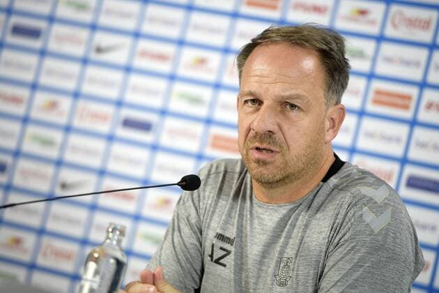 Fußball, EL Quali, Bröndby IF Pressekonferenz Brondby s head coach Alexander Zorniger pictured during the press conference PK Pressekonferenz of Danish Brondby IF, Wednesday 22 August 2018 in Genk, ahead of the first leg of their play off game against Belgian first division soccer team KRC Genk in the Europa League competition. YORICKxJANSENS  x05410857x