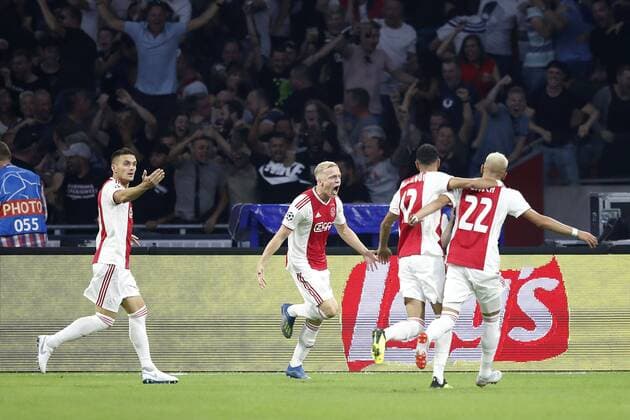 AMSTERDAM, Netherlands, 22-08-2018, football, season 2018 2019, Champions League Play-offs , Johan Cruijff ArenA , Donny van de Beek celebrating the goal scored 1-0 during the match Ajax - Dynamo Kiev Ajax - Dynamo Kiev  x2413758x