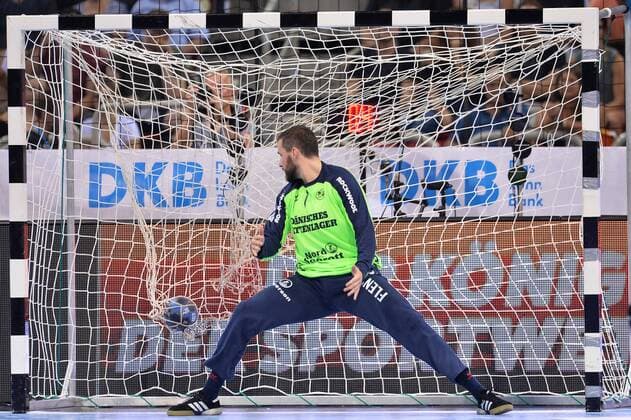Sport Bilder des Tages Handball Pixum Super Cup SG Flensburg Handewitt - Rhein-Neckar Löwen am 22.08.2018 im ISS Dome in Düsseldorf Benjamin Buric ( Flensburg )