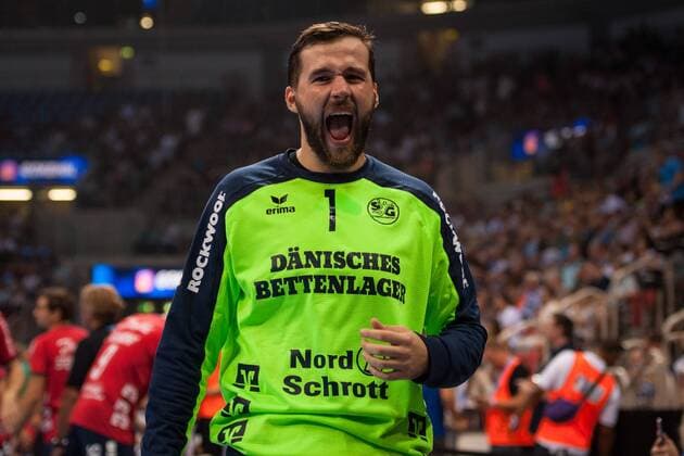Benjamin Buric (Nr.1, Flensburg) mit Mimikspielen vor dem Anpfiff SG Flensburg-Handewitt vs Rhein-Neckar Löwen, Handball, Pixum Super Cup, 22.08.18 Düsseldorf NRW Deutschland ISS Dome