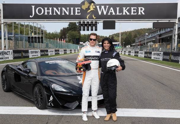 McLaren s Belgian driver Stoffel Vandoorne and Maria Del Rio pictured during preparations ahead of the Spa-Francorchamps Formula One Grand Prix of Belgium race, in Spa-Francorchamps, Thursday 23 August 2018. BENOITxDOPPAGNE  x05411359x
