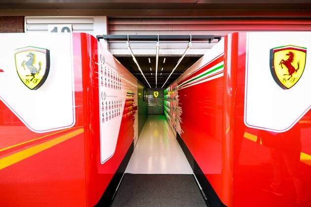 Ambiance Ferrari FORMULE 1 : Preparations Grand Prix de Belgique - Spa Francorchamps - 23 08 2018 Photonews Panoramic 