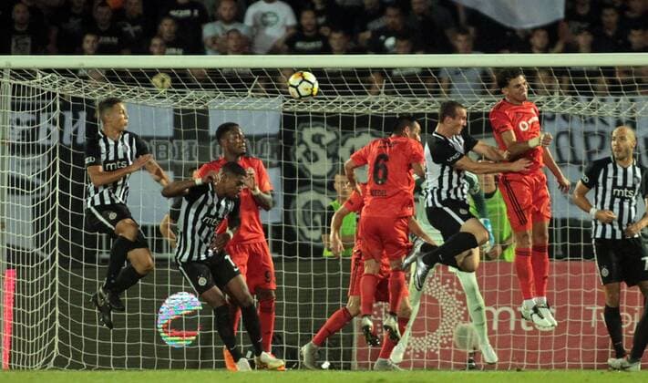 23.08.2018 Belgrade(Serbia) FK Partizan-Besiktas JK play off Europa League men s football Cyle Larin(3L) and Pepe(2nd from right)Besiktas between Svetozar Markovic(L),Ricardo Gomes(2L),Djordje Ivanovic(5L) FC Partizan : 