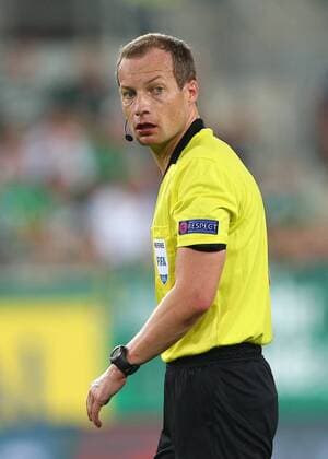 23.08.2018, Allianz Stadion, Wien, AUT, UEFA EL, SK Rapid Wien vs Steaua Bukarest, Qualifikation, Play Off, Hinspiel, im Bild William Collum (Schiedsrichter, Referee) during the UEFA Europa League qualifier play off, 1st leg match between SK Rapid Vienna and Steaua Bukarestat at the Allianz Stadion in Vienna, Austria on 2018 08 23. Wien
