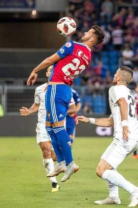 Fussball Europa League - Play-offs - 18 19 - FC Basel 1893 - Apollon Limassol - 23-08-2018 Albian Ajeti (FCB 22) bei der Ballannahme, beim Europa League - Play-off-Spiel zwischen dem FC Basel 1893 und Apollon Limassol, am Donnerstag, den 23. August 2018 im St. Jakob-Park in Basel. (