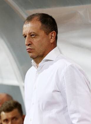 Luhansk - RB Leipzig Fussball Euro League Quali Saporoschje Ukraine, 23.08.2018, Slawutytsch-Arena, Fussball, Qualifikation zur UEFA Europa League, Playoff - HIN , FK Sorja Luhansk (UKR) vs. RB Leipzig (GER) 0:0 , Im Bild: Trainer Yuri Vernydub (Luhansk) ,