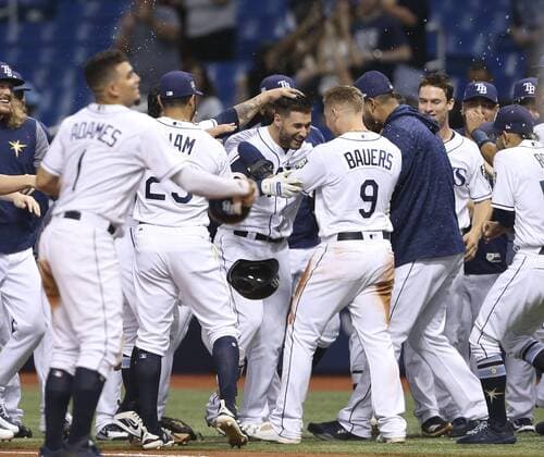 August 23, 2018 - St. Petersburg, Florida, U.S. - CHRIS URSO Times.Tampa Bay Rays center fielder Kevin Kiermaier (39), center, is congratulated by teammates after hitting a walk-off single scoring Tampa Bay Rays first baseman Jake Bauers (9) for the Rays 4-3 win over the Kansas City Royals Thursday, Aug. 23, 2018 in St. Petersburg. Florida News - August 23, 2018 - ZUMAs70_ 85099965st Copyright: xChrisxUrsox