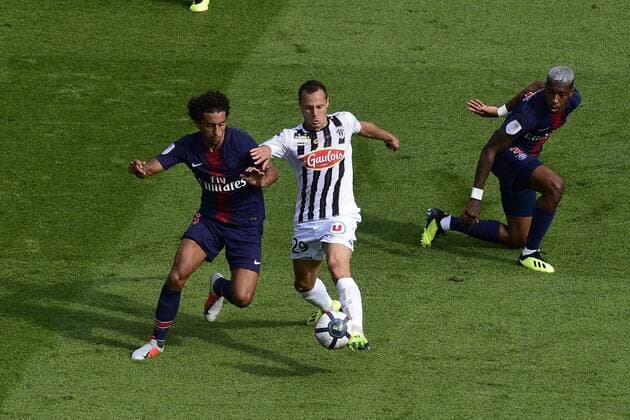 MARQUINHOS (PSG) vs MANCEAU Vincent (Angers) FOOTBALL : PSG vs Angers - Conforama L1 - 25 08 2018 JBAutissier Panoramic 