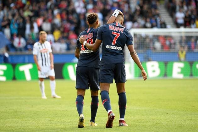 07 KYLIAN MBAPPE (PSG) - 10 NEYMAR JR (PSG) - JOIE FOOTBALL : Paris SG vs Angers - Ligue 1 Conforama - 25 08 2018 FEP Panoramic 