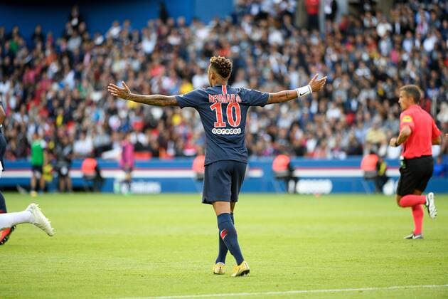 10 NEYMAR JR (PSG) - COLERE FOOTBALL : Paris SG vs Angers - Ligue 1 Conforama - 25 08 2018 FEP Panoramic 