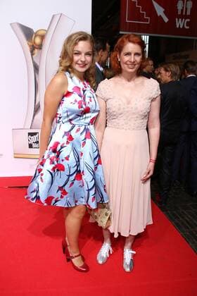Monica Lierhaus und ihre Nichte Greta bei der Verleihung vom Bild Award am 27.08.2018 in Hamburg Sportbild Award 2018 Verleihung in Hamburg
